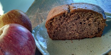 IMK March applesauce bread