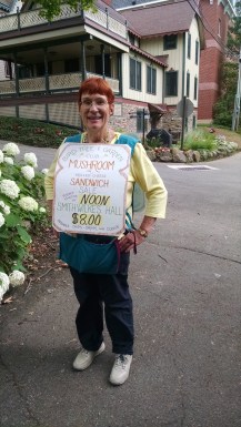 Mushroom sandwich board