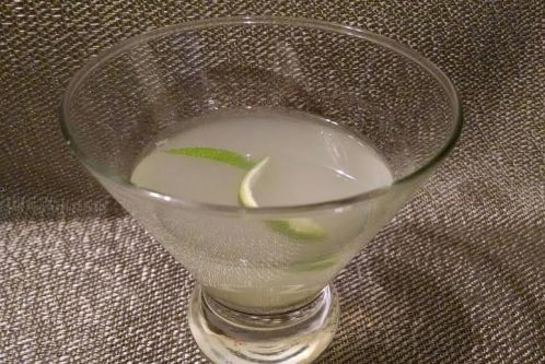 Vodka lime cocktail