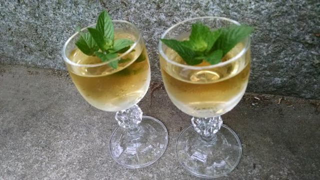 Mint infused brandy 2
